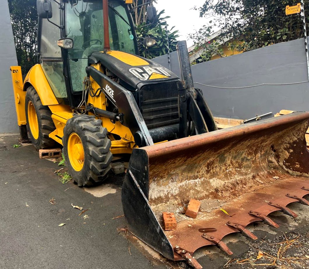 CAT 422E 4X4 TLB - Farmer Trade