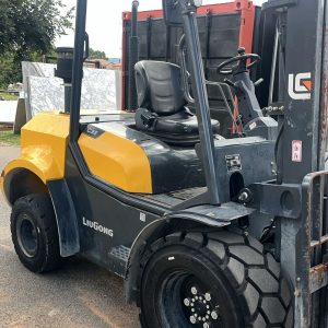 ROUGH Terrain Forklift