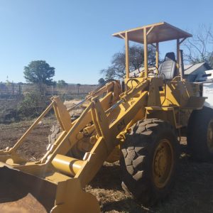 CAT 910 met attachment