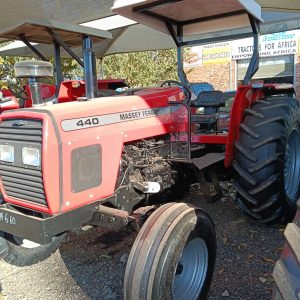 Massey Ferguson 440