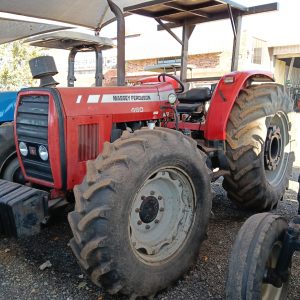 Massey Ferguson 460 4WD