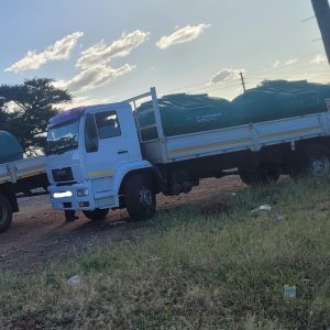 Man LM2000 dropsides truck