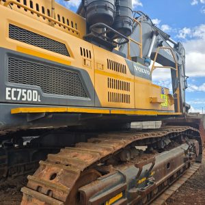 Volvo  Ec 7500