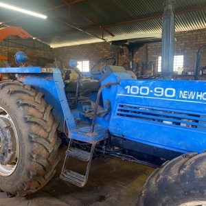 New Holland 100-90 4x4