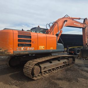 Hitachi ZAXIS240 Excavator