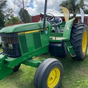 John Deere 6205