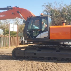 Hitachi zaxes 330Lc