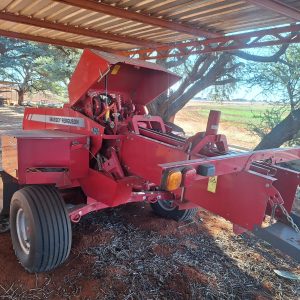 Massey 1840 balers