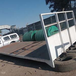 Flatbed body