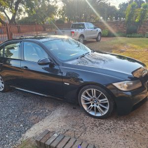 BMW 323i manual