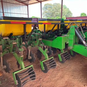 6ry Vinger Planter 91cm