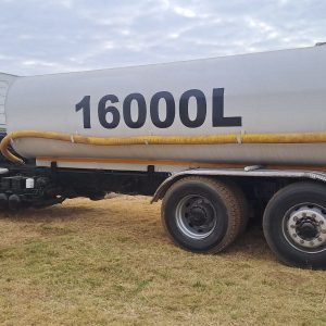 Mercedes-Benz Actor MP2 tanker
