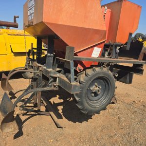 2 Row Potato Planter Dormas