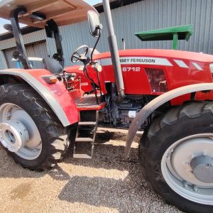 MASSEY FERGUSON 6712 4wd