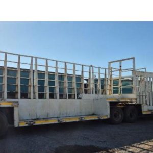 Link bale trailer