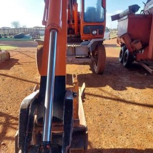 Hitachi Wheel Excavator