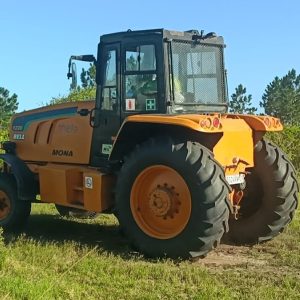 BELL Hauler 1226 Tractor 2x4