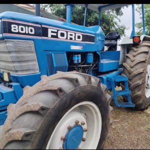 Ford 8010 4x4 Tractor