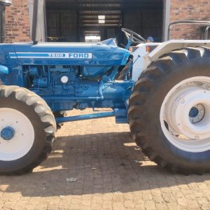 Ford 7600