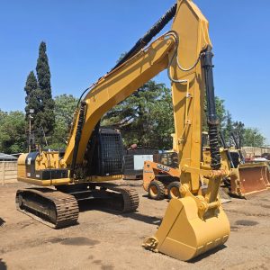 CAT 320D