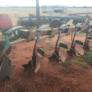 2x 5 Skaar Kverneland ploeë