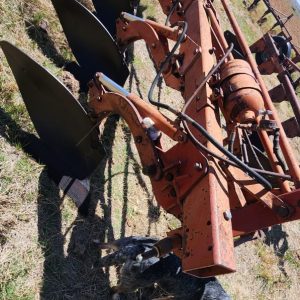 Massey Ferguson  5 skaar ploeg