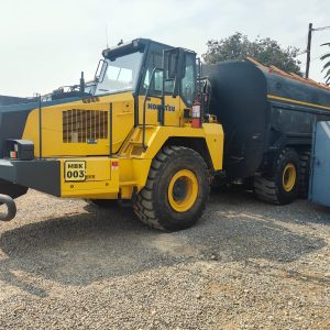 Komatsu HM 300 Water bowser ADT