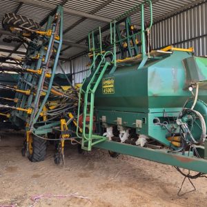 Simplicity planter  10.2 m wyd